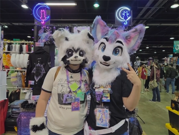 怪事！苹果iOS 26出现离奇Bug 安卓手机照片放大就变红-六九网单