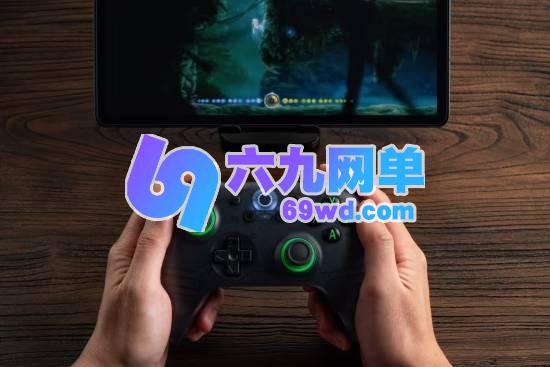 八位堂全新推出具备透明黑配色的Ultimate 2C Wireless手柄-六九网单